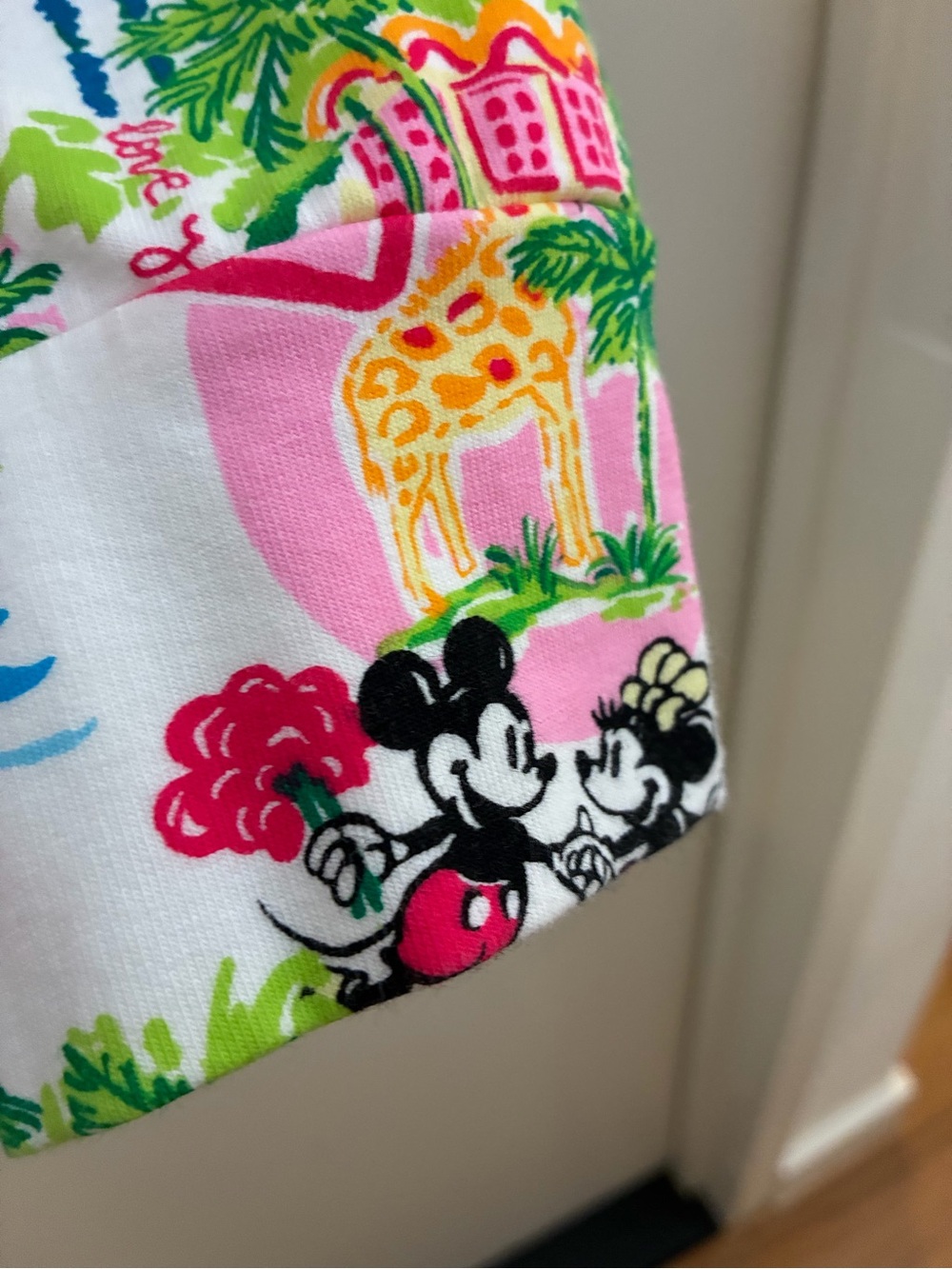 Disney x Lilly Pulitzer Colorful Tropical Half-Zip Pullover Popover Large EUC - Picture 6 of 13